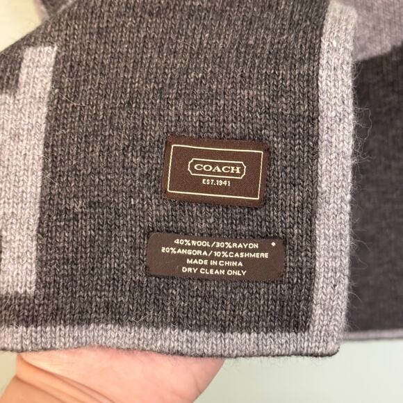 Coach Reversible Logo Signature Scarf 10X60" Gray Wool Cashmere Angora Rectangle - Picture 3 of 6
